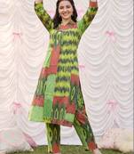 Women Printed Regular Pure Cotton Kurta with Trousers