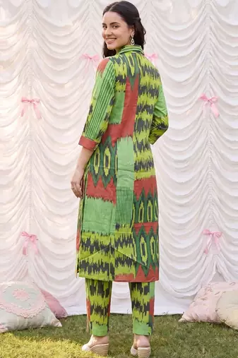 Women Printed Regular Pure Cotton Kurta with Trousers