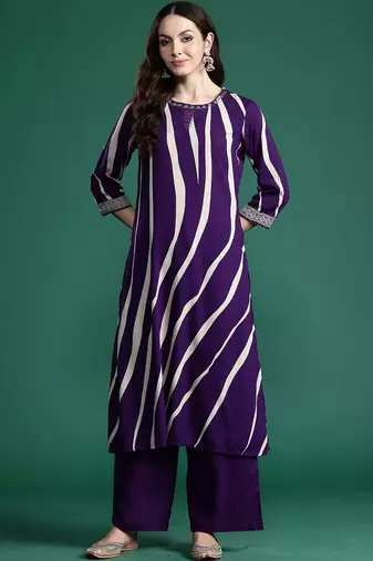 Women Printed Regular Thread Work Kurta with Palazzos