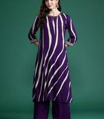 Women Printed Regular Thread Work Kurta with Palazzos