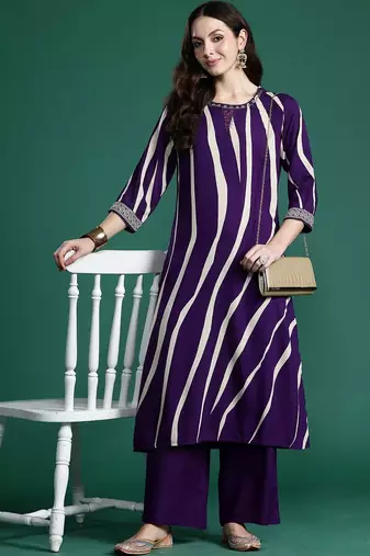 Women Printed Regular Thread Work Kurta with Palazzos