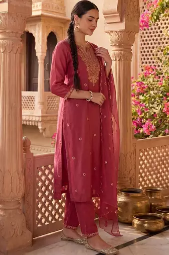Women Ethnic Motifs Embroidered Regular Thread Work Kurta with Trousers & Dupatta