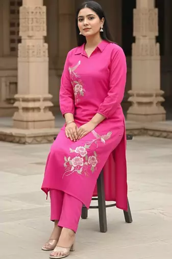 Women Floral Embroidered Regular Thread Work Pure Cotton Kurta with Trousers