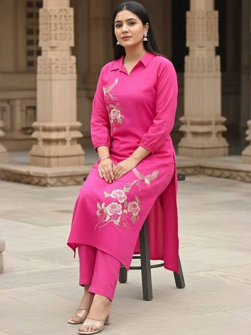 Women Floral Embroidered Regular Thread Work Pure Cotton Kurta with Trousers