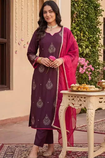 Women Ethnic Motifs Printed Regular Liva Kurta with Trousers & With Dupatta