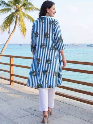 Women Printed Regular Pure Cotton Kurta with Trousers 3