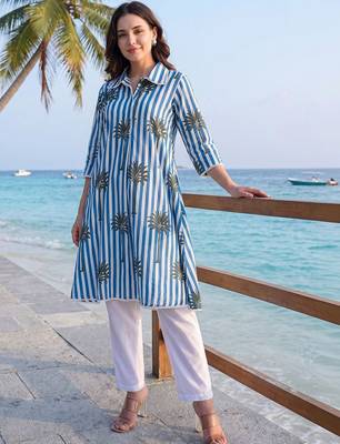 Women Printed Regular Pure Cotton Kurta with Trousers 5
