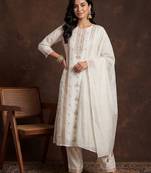 Women Ethnic Motifs Embroidered Regular Sequinned Kurta with Trousers & With Dupatta