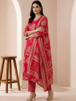 Women Floral Printed Regular Chanderi Silk Kurta with Trousers & With Dupatta 2