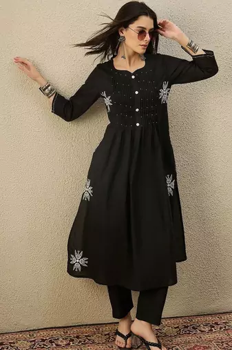 Women Ethnic Motifs Embroidered Pleated Thread Work Pure Cotton Kurta with Trousers