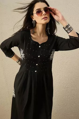 Women Ethnic Motifs Embroidered Pleated Thread Work Pure Cotton Kurta with Trousers