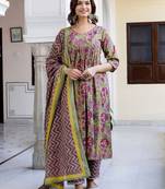 Women Floral Printed Empire Pure Cotton Kurta with Trousers & With Dupatta