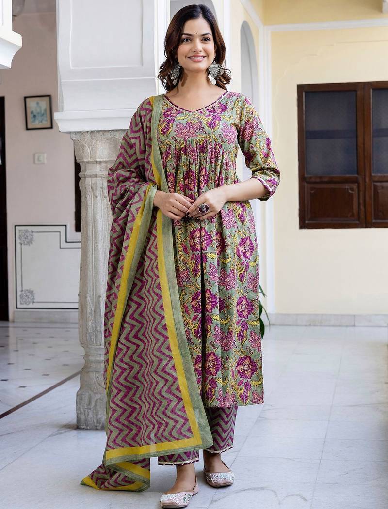 Women Floral Printed Empire Pure Cotton Kurta with Trousers & With Dupatta