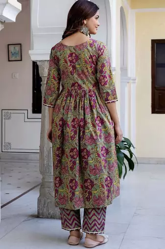 Women Floral Printed Empire Pure Cotton Kurta with Trousers & With Dupatta