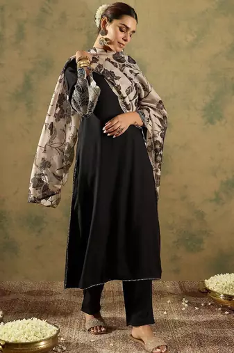 Round Neck Straight Kurta With Trousers & Dupatta