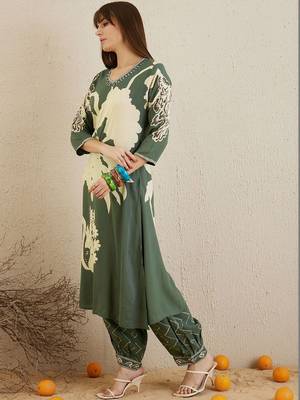 Women Floral Printed Regular Sequinned Kurta with Salwar 4