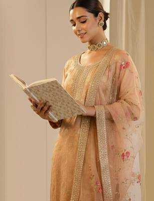 Women Ethnic Motifs Embroidered Regular Thread Work Kurta with Trousers & With Dupatta 5