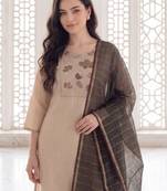 Women Ethnic Motifs Embroidered Regular Thread Work Kurta with Trousers & With Dupatta