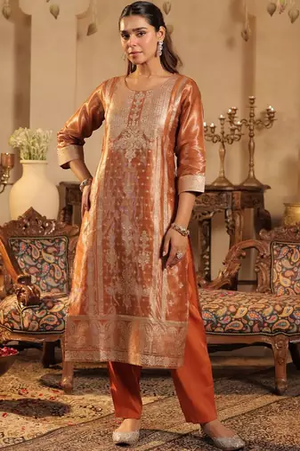 Women Regular Kurta with Trousers & With Dupatta