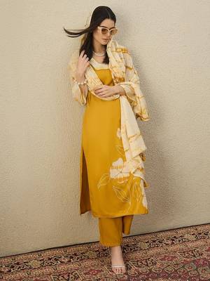 Women Floral Embroidered Regular Beads and Stones Kurta with Trousers & With Dupatta 1
