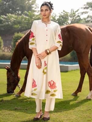Floral Printed Mandarin Collar Pure Cotton A-Line Kurta With Trouser 2