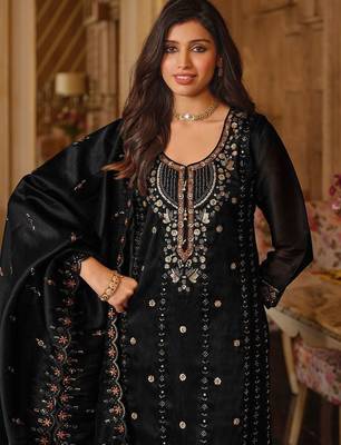 Women Ethnic Motifs Embroidered Regular Sequinned Kurta with Trousers & With Dupatta 4
