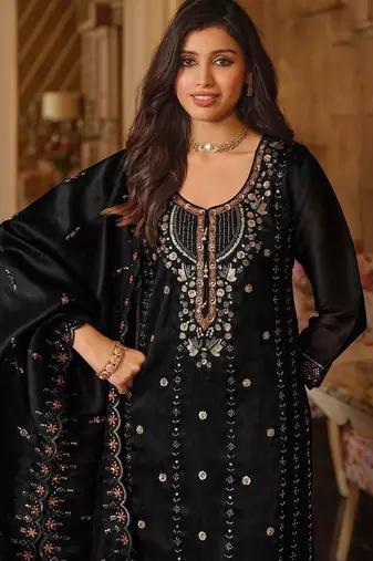 Women Ethnic Motifs Embroidered Regular Sequinned Kurta with Trousers & With Dupatta