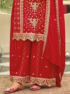 Women Ethnic Motifs Embroidered Kurta with Palazzo & Dupatta 7