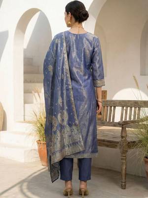 Women Ethnic Motifs Regular Liva Kurta with Trousers & With Dupatta 4