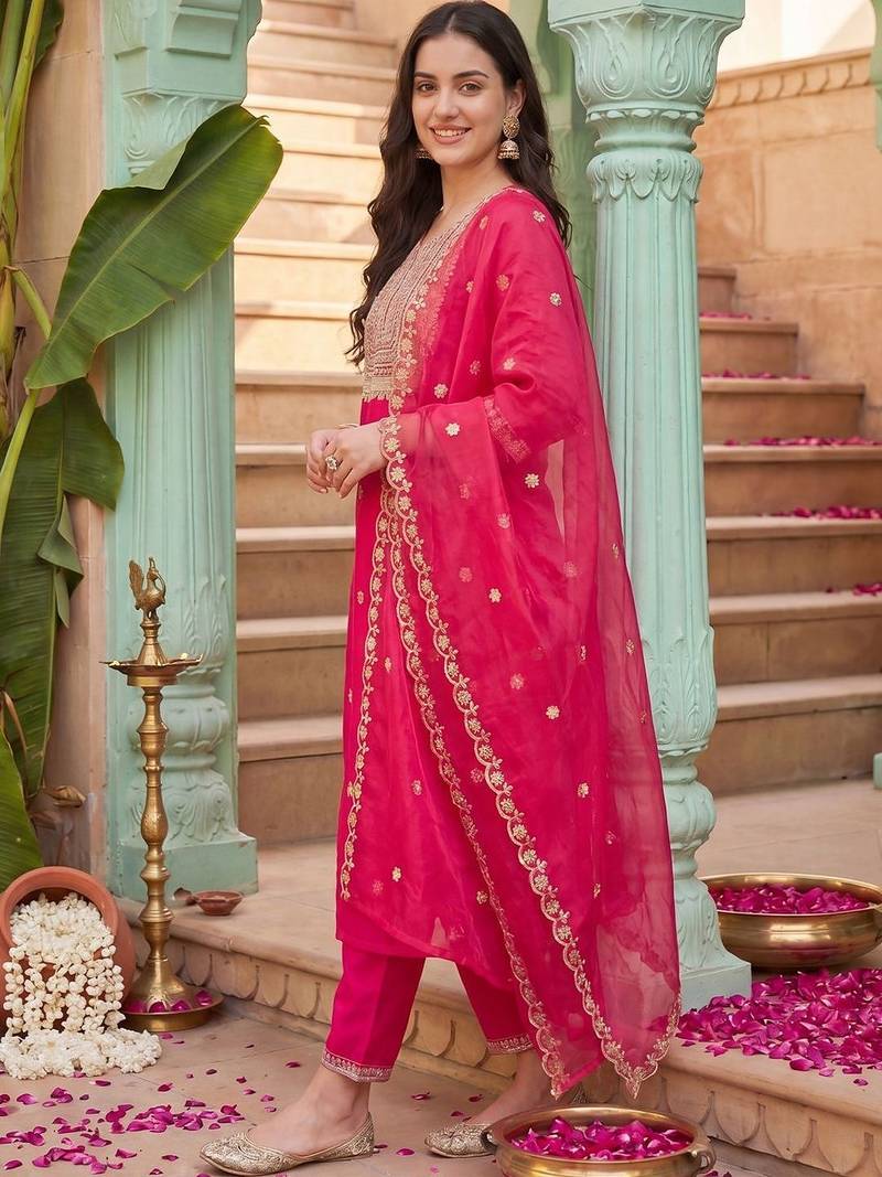 Women Ethnic Motifs Embroidered Regular Kurta with Trousers & With Dupatta