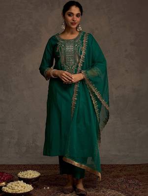 Women Ethnic Motifs Embroidered Regular Liva Kurta with Trousers & With Dupatta 6