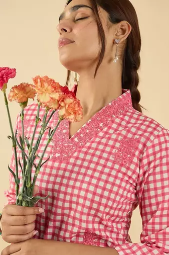 Women Checked Regular Thread Work Pure Cotton Kurta With Trousers