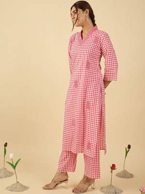Women Checked Regular Thread Work Pure Cotton Kurta With Trousers 3