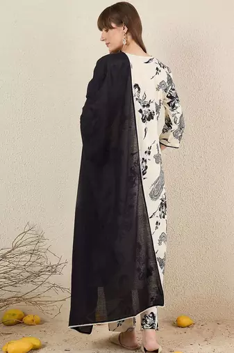 Women Floral Printed Cotton Kurta with Trousers & Dupatta