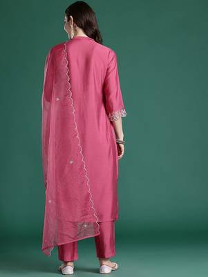 Ethnic Motifs Embroidered Thread Work Kurta with Trousers & With Dupatta 7