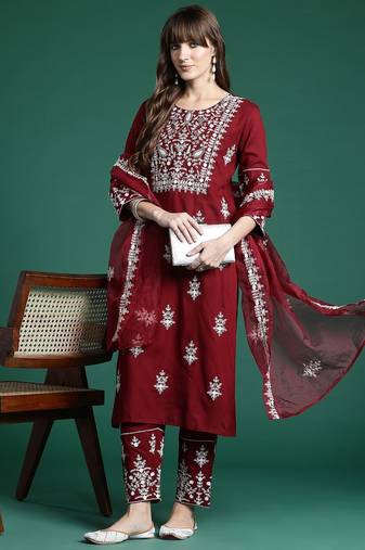 Ethnic Motifs Embroidered Thread Work Kurta With Trousers & Dupatta