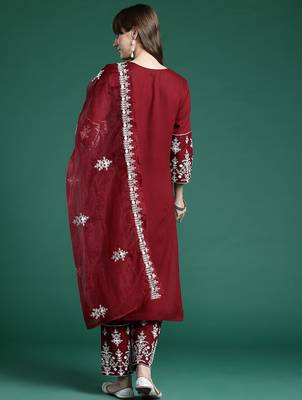 Ethnic Motifs Embroidered Thread Work Kurta With Trousers & Dupatta 6