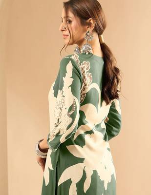 Floral Printed V-Neck Beads and Stones Screen Technique Kurta With Salwar 6