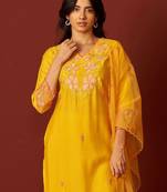 Women Floral Woven Design Kurta with Trousers & Dupatta