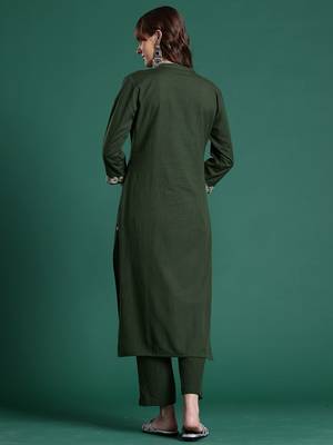 Floral Embroidered Thread Work Pure Cotton Kurta & Trousers 3