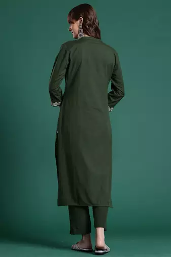 Floral Embroidered Thread Work Pure Cotton Kurta & Trousers