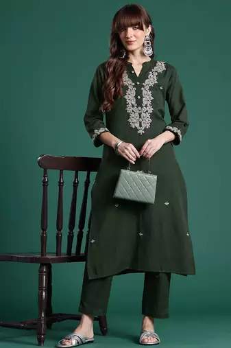 Floral Embroidered Thread Work Pure Cotton Kurta & Trousers