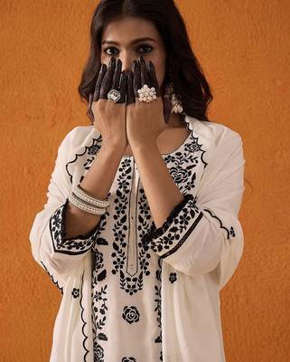 White Floral Embroidered Straight Kurta with Trousers & Dupatta 2