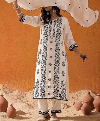 White Floral Embroidered Straight Kurta with Trousers & Dupatta 7