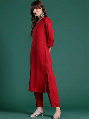 Women Regular Kurta with Trousers & With Dupatta 2