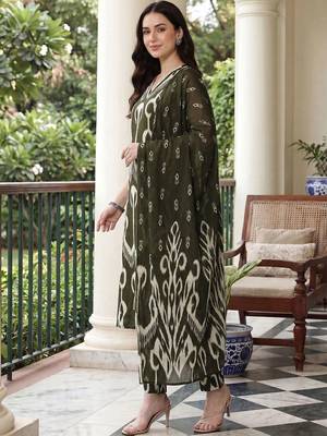 Women Ethnic Motifs Printed Regular Pure Cotton Kurta with Trousers & With Dupatta 3
