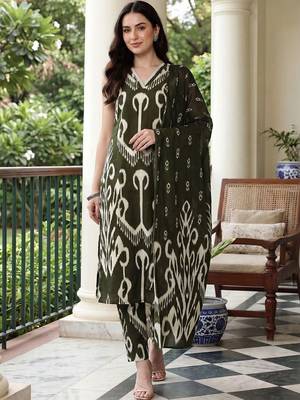 Women Ethnic Motifs Printed Regular Pure Cotton Kurta with Trousers & With Dupatta 6