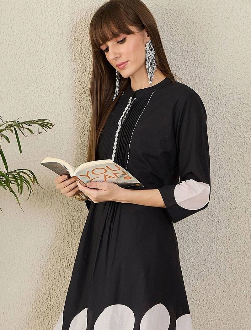 Women Printed Regular Beads and Stones Pure Cotton Kurta with Trousers