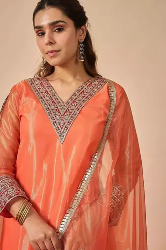 Women Ethnic Motifs Embroidered Regular Kurta with Trousers & With Dupatta