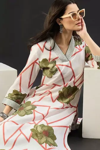 Women Floral Printed Regular Pure Cotton Kurta with Trousers